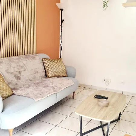 Lamartine - Terrasse Au Apartment