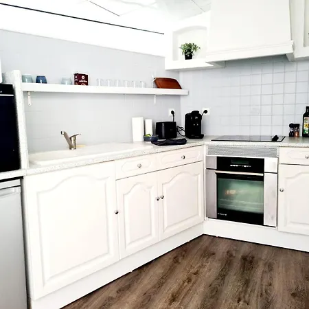 Lamartine - Terrasse Au Apartment